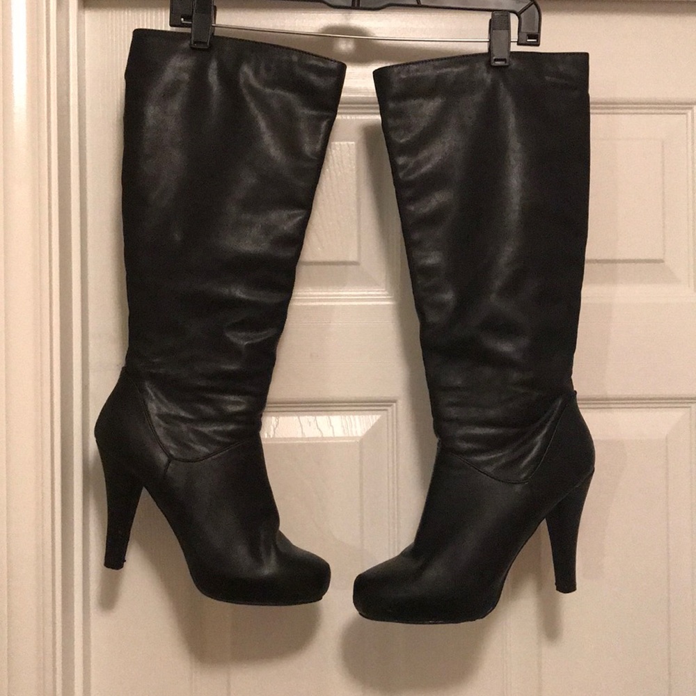 Black boots
